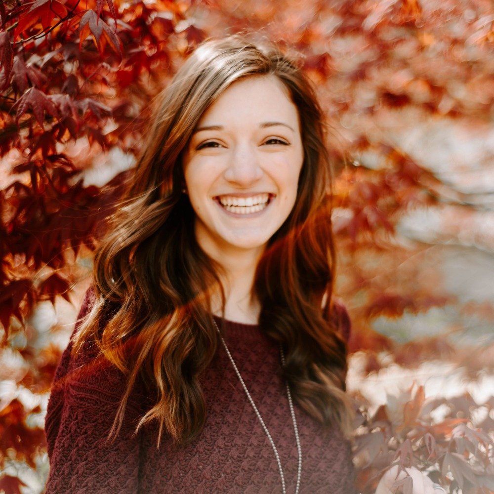 Meet your Posher, Carrie grace